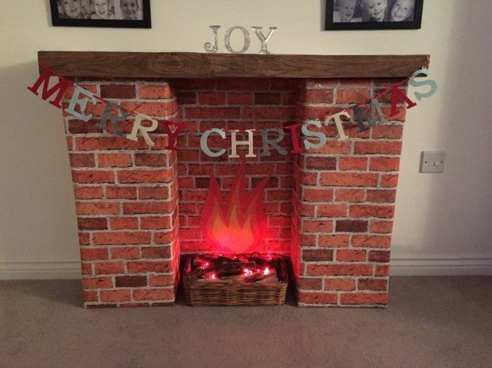 Décoration et bricolage ; Comment fabriquer une fausse cheminée pour la décoration de Noël ?